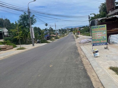  chỉ 2,5 tỷ   lô đất đẹp gần mặt tiền nguyễn như đỗ, cẩm lệ  0