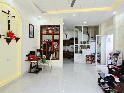 Bán nhà 3 tầng nguyễn duy trinh, p bình trưng, tp hcm, dt  83m2, 3pn, sh, giá 6.6 tỷ. 3