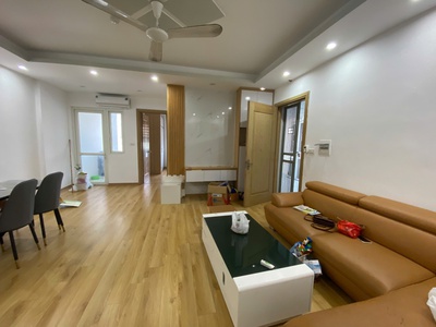 Chính chủ bán căn hộ tầng 2 diện tích 70m2 chung cư Thanh Hà Cienco 5 chỉ 2,9x tỉ 0
