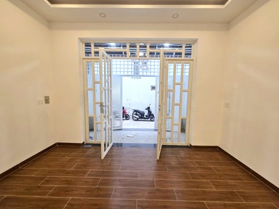 Cực hiếm  nhà đẹp hiệp bình chánh   3 tầng 66m2, hẻm ô tô, giá đầu tư chỉ 7 tỷ hơn 1