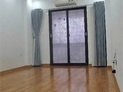 Bán nhà thượng thanh   50m    5 tầng thang máy    7,8 tỷ   ô tô gần   nhà đẹp ở ngay 1