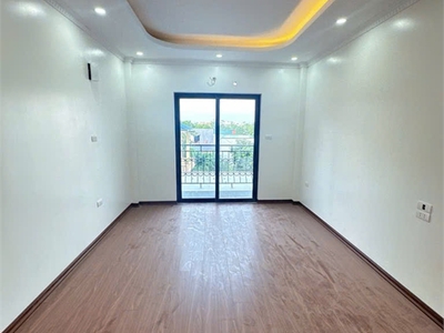 Bán nhà thượng thanh thanh am   54m    5 tầng   6,9 tỷ   gần ô tô   ở ngay 1