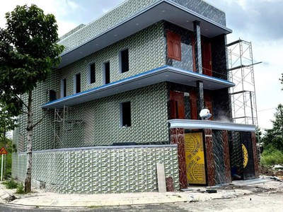 Bán nhà góc 2 mặt tiền khu phát hưng, gần đh việt đức, giá chỉ 4 tỷ 6xx 0