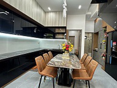 Nhà 3 tầng đẹp lung linh, mặt tiền đường hoà minh 3