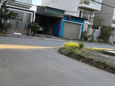 Chính chủ bán lô góc siêu đẹp tây trung hành - xây chdv - apparment 3