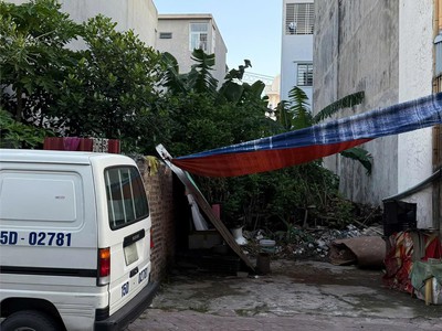 Chính chủ bán đất mặt tiền đường nam trung hành - diện tích lớn 0