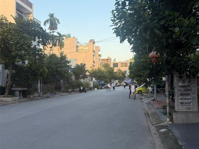 Chính chủ bán lô đất đường nguyễn đồn - mặt tiền đường lớn 2