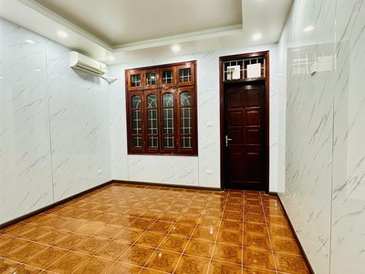 Nhà chính chủ bán nhà số 5 ngõ 69 nguyễn hy quang - trung tâm quận đống đa - ô tô đỗ cửa 0