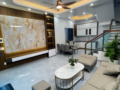 Bán nhà 3 tầng ngõ phố Tống Duy Tân, ph Ngọc Châu, TP HD, 40m2, mt 4.8m, 3 ngủ, 2.55 tỷ 0