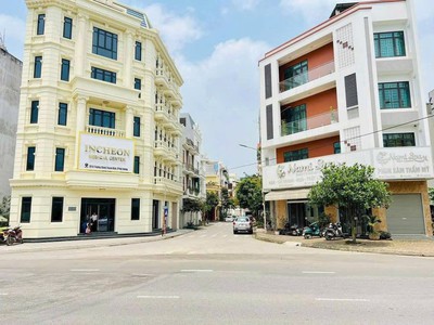 Bán lô đất mặt phố Trần Khát Chân, ph Thanh Bình, TP HD, 64m2, mt 8m, vị trí đẹp, giá ok 1
