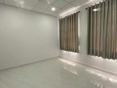 Bán nhà sát căn mặt tiền đường Tỉnh Lộ 10, DT 63m2, xây mới 1 trệt, 1 lầu 12