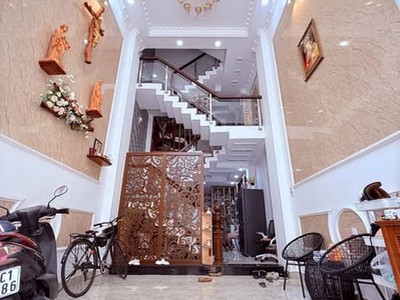 Nhà sư vạn hạnh, quận 10   33m    10.5 tỷ   gần siêu thị sài gòn 0
