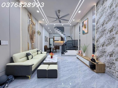 Nhà mới ở ngay-bùi quang là- 2 tầng- 3,7x13- hxh- tặng full nội thất- nhỉnh 5 tỷ tl 0