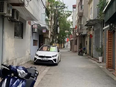 Bán nhà mặt ngõ thông phố gia quất 52m2 x 3 tầng,mt 4m, 9.5 tỷ long biên hà nội. 2