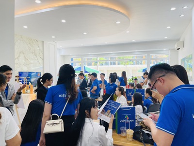 Việt xanh group tuyển dụng tại đà nẵng 3
