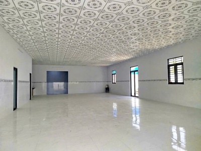 Bán xưởng may 28 x 40m  shr full thổ cư dương công khi - hóc môn đường xe công 0
