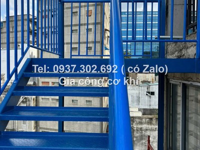 Cầu thang thoát hiểm, cầu thang PCCC, cầu thang thoát hiểm cho chung cư mini 0