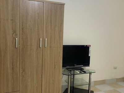 Nhà 2 tầng mới, lối đi riêng biệt  mỗi tầng 20m2 . Tổng DT: 40m 6