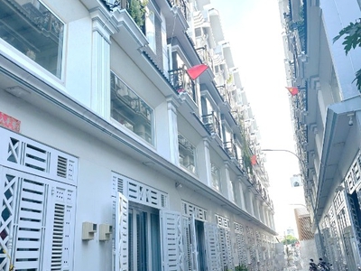 Nhà 4 tầng liên tỉnh 5 quận 8,  giá : 9.2 tỷ  tl 0
