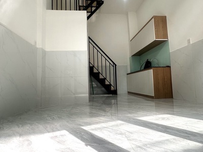 Nhà mới 3 tẩng chỉ nhỉnh 2 tỷ 3