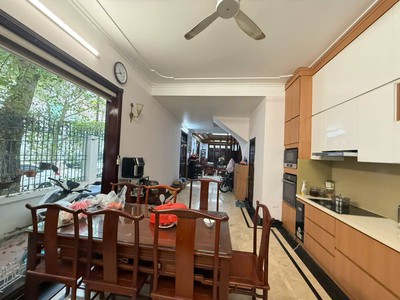 Bán nhà mặt phố thanh xuân, vỉa hè đá bóng, 6 tầng thông sàn, kinh doanh đỉnh, chỉ 22 tỷ 1