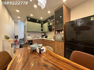 Bán nhà mặt tiền q10 đẳng cấp - p9 - lề 8m lòng đường 18m - kinh doanh điên cuồng - không lg - 7 3