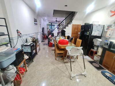 Bán nhà 2 tầng đẹp 69m  hẻm xe tải ngô chí quốc, bình chiểu   thủ đức, giá chỉ 5.2 tỷ, sổ riêng, ở 0