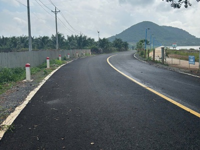 Bán đất 2.85 hecta 2 mặt tiền view hồ núi đất, tân tiến, la gi 2