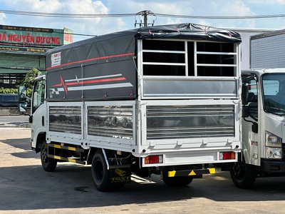 Isuzu qrk 270 tải 2.4 và 2.7 tấn siêu tiết kiệm 3