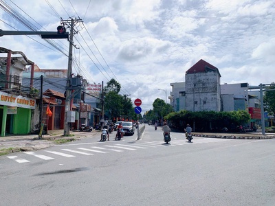 Bán nhà đất măt tiền diện tích lớn thổ cư 100 đường nguyễn đệ bình thuỷ cần thơ 4