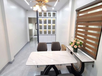 Duy nhất  ngô quyền   50m    5 tầng thang máy   cách 1 nhà ra ô tô   chỉ 11,5 tỷ 0