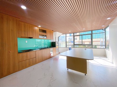 Bán nhà đường Lý Thường Kiệt   Phường 15   Quận 11 :    Ngang 4,5m x 16m    Hiện trạng nhà 7