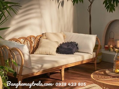 Bàn ghế mây tự nhiên lưng hoa 5