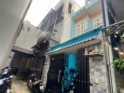 Nhà đẹp kế bên gò vấp 1 lầu sân xe cổng rào nguyễn thị kiểu siêu thị metro q12 2