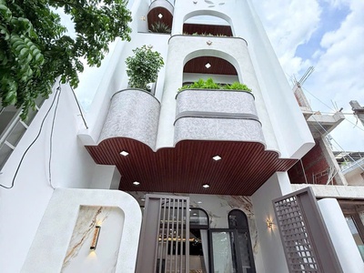 Nhà 3 tầng mới Full nôi thất đường Trần Xuân Lê, TT quận Thanh Khê  0