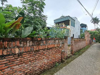 Đất kim sơn, gia lâm , hà nội. dt  45m- mt 5m- giá chào bán 3 tỷ có gia lộc. ô tô tải vào tận 0