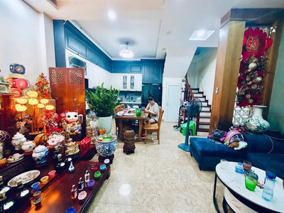 Bán nhà hồ đắc di 39m2, 6 tầng. mặt tiền 5.3m. giá 11 tỷ đống đa hà nội 1
