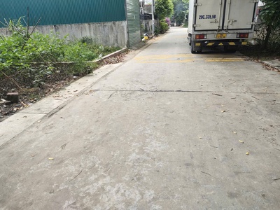 đất đấu giá tổ 9  ấp tre , xã quang minh, hn  ...