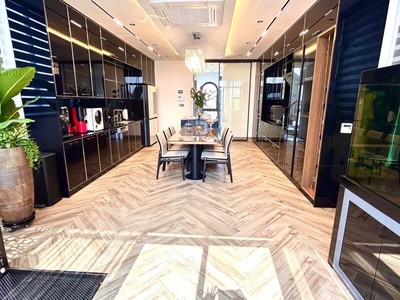 Có 102 bán nhà 65m2 ngọc thụy, long biên 6 tầng nổi, 1 hầm, kinh doanh, dòng tiền - 2x tỷ 2