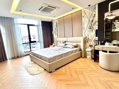 Có 102 bán nhà 65m2 ngọc thụy, long biên 6 tầng nổi, 1 hầm, kinh doanh, dòng tiền - 2x tỷ 4