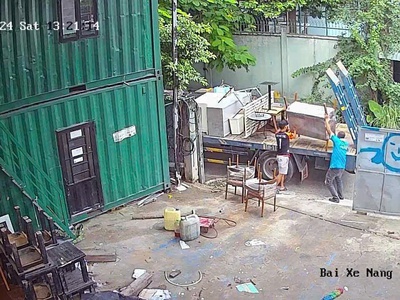 Do quản lý không nổi cần sang quán bán đồ ăn vặt mang đi rất đông khách 4