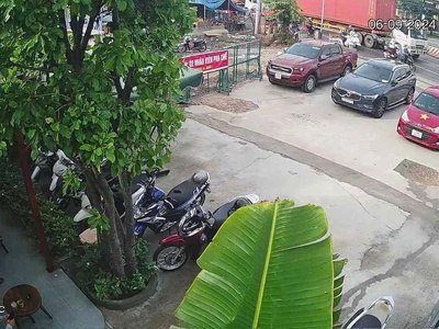 Do quản lý không nổi cần sang quán bán đồ ăn vặt mang đi rất đông khách 3