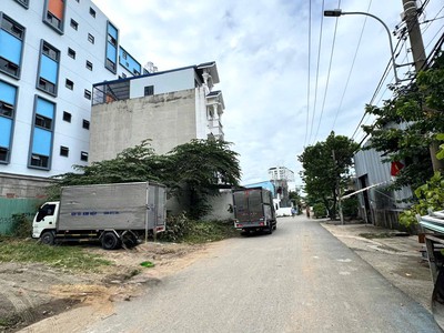 Đất đẹp trường thọ 76m , đường 8m thông, gần ga metro, giá tốt 7.1 tỷ sổ riêng vuông, xây nhà phố 0