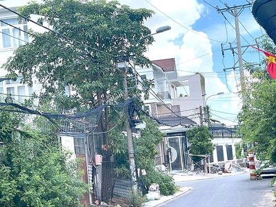 Bán đất mặt tiền full thổ cư 224m2 14x17m chỉ 80 triệu/m2 khu vip hiệp bình chánh thủ đức. 2