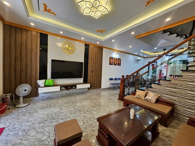 Cho thuê nguyên căn liền kề 5 phòng ngủ chỉ 27 triệu tại Vinhomes Marina 0