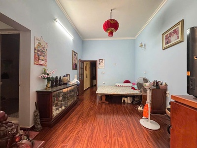 Bán đất võng thị 88 m, tặng nhà 3 tầng, vài bước ra  oto, full nội thất 2