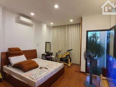 Bán nhà 3 tầng hẻm xe hơi trần hưng đạo, quận 1, dt 52m2 ngang 4m4, giá 19 tỷ tl 2