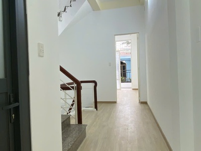 Ngay vincom - nguyễn xí - bình thạnh - hẻm 4m - 3 tầng hoàn công đủ - nhà mới chắc chắn - chính chủ 4