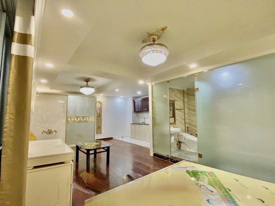 Bán toà nhà CHDV 6 tầng - Hậu Giang Q.6 - 125m2 - nở hậu - 18 phòng - 28,5 tỉ 0