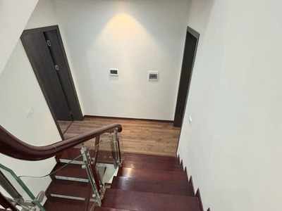 Dân xây nhà đẹp 4 tầng 58,8m2 Khu 918 Long Biên - Gara Ô Tô, 4 Ngủ, Sổ Đỏ CC, Khu Dân Cư An Ninh 5
